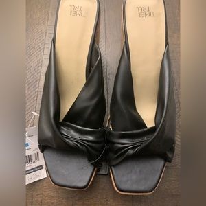NWT - Black wedge shoes